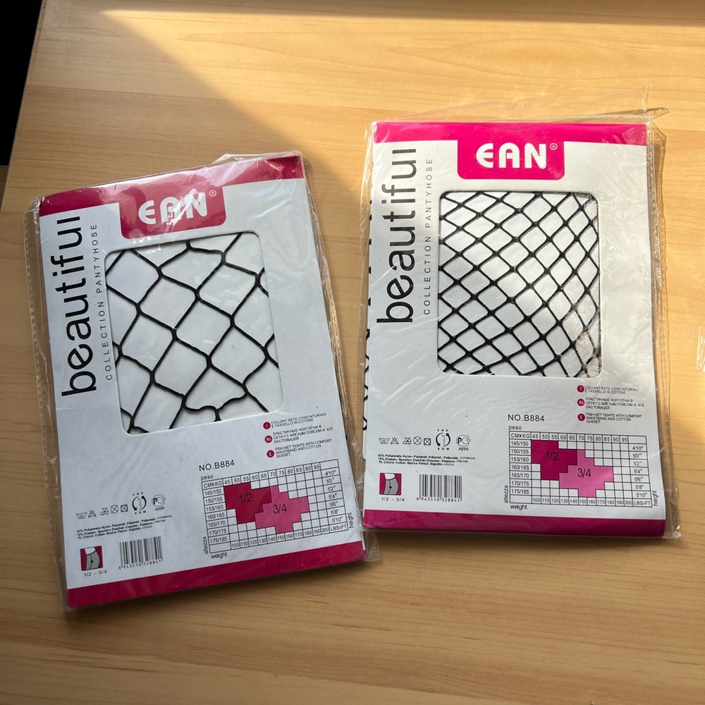 2 Fishnet Tights